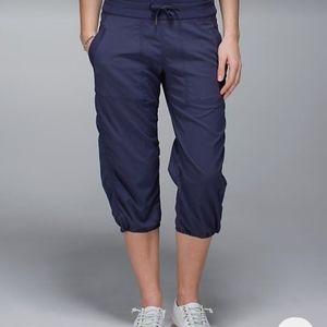 lululemon athletica True Navy Blue Cropped Dance Studio Capris
